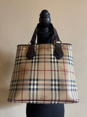 Classic Burberry Handbag Brown Leather Handles